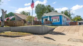 Stockyards-1 mi-TCU close-Sleeps 8-Americana House - Image 3