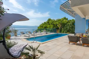 Villa Azzurro direkt am Meer mit beheiztem Pool, Panoramablick aufs Meer, Strand, Geschäft und Restaurant sind fußläufig erreichbar - Image 3