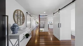 Victoria's - Hamptons Beachside Residence - Image 4