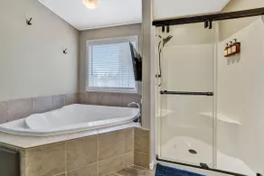 Cozy Fall Retreat w/ Swim Spa - Image 5