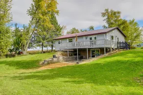 Charming Rockland Retreat w/ Deck & Grill! - Image 3