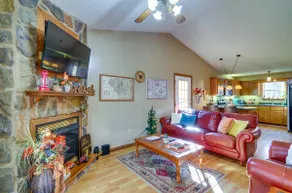 Burnside Resort Cabin w/ Hot Tub & Outdoor Spots! - Image 5