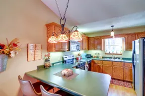 Burnside Resort Cabin w/ Hot Tub & Outdoor Spots! - Image 2