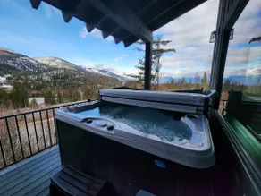 Big Mountain Haus, ski in/out.7BD 5.5BA, Hot Tub & Dry Sauna! Sleeps 22! - Image 3
