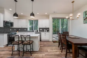 Upscale Home: Pool, Hot Tub, Fire Pit & Fireplace - Image 3