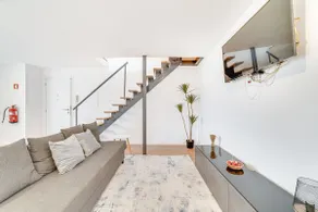 Bright Coastal Duplex Apartment with Terrace - Image 3