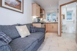 Oxwich Cottage - 2 Bedroom - Parkmill - Image 3