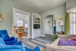 Nye Beach 3-Story Victorian has Ocean Views,  Beach Nearby, Two Bedrooms - Image 4