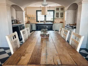 Hot Tub - Chefs Kitchen-Fenced Yard- Historic Home - Image 5