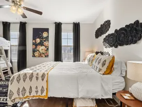 Peacock Palace Townhome | Casinos &Golf | Sleeps 8 - Image 4
