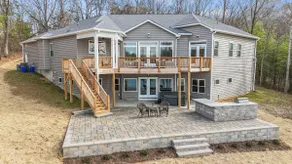 Lake Wylie Lakefront | Hot Tub+Firepit | CLT, 20m - Image 4