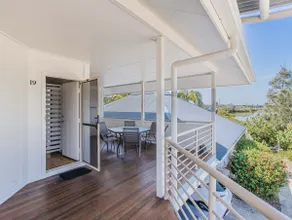 Upstairs Estuary Water View - 2 Bed Apt - U19 - Image 5