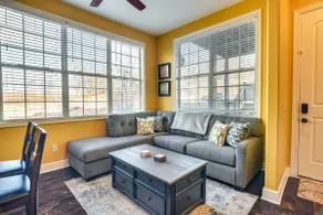 Near Silver Dollar City! Condo w/ Hot Tub & Lake - Image 4