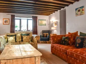 Host & Stay - Larpool Mews Holiday Home - Image 5