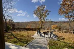 3BR Ridge Home · Hot Tub, Firepit & Valley Views - Image 4