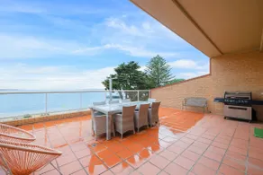 Beachfront Bliss - Image 4