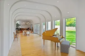 The Jaw-dropping Resort-Ranch Everyone Talks About - Image 2