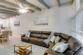 Bright Jekyll Island Home w/ Deck < 1 Mi to Beach - Image 4