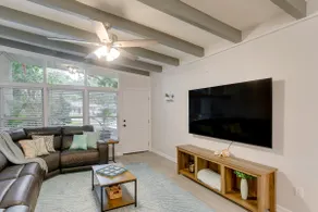 Bright Jekyll Island Home w/ Deck < 1 Mi to Beach - Image 5