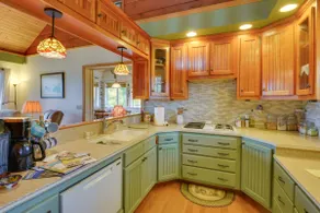 Warm & Cozy Clayton Cabin Near St Lawrence River! - Image 2