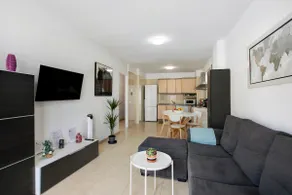 Momo's Little Flat - Image 3