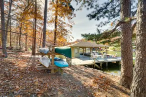 Waterfront Lake Anna Home w/ Private Dock - Image 2