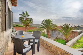 Casa de vacaciones 'Quinta Alcaparras' con vistas al mar, terraza privada y Wi-Fi - Image 2