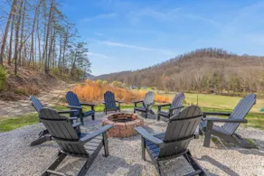 Fun House w/ HotTub| Theatre | Gameroom| Sleeps 16 - Image 3