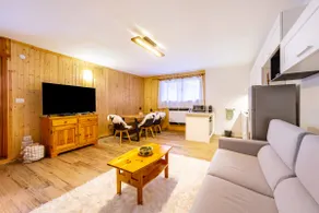 Snowflake House - Image 2