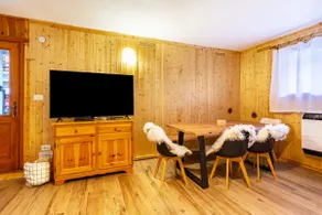 Snowflake House - Image 3
