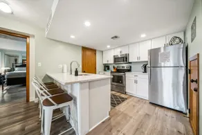 Sleeps 7, 2BR, 4 BED, Ski IN/OUT, Pool , 7 Springs - Image 4