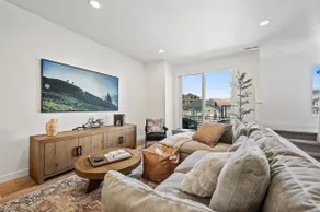Modern Mountain Escape R5054Snowbasin Ski Getaway - Image 3