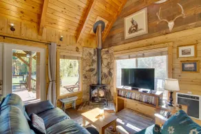Cozy Easton Cabin on the Yakima River! - Image 5