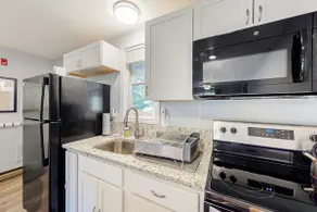 1BR with pool & tennis, walk to Lake Winnipesaukee - Image 5