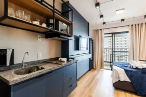 Exclusive Studio in front of the Subway + AC - Image 4