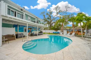 Waterfront Siesta Key home w/ Pool, HotTub & Mini Putt - Image 4