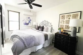 Historic Luxury |Walk to Downtown| King bed |Shops - Image 2