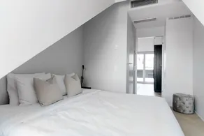 Top-floor modern apartment with amazing terrace - Image 2