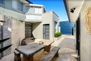 Ocean View on the Esplanade - Image 2