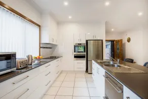 Tangerine - Pet Friendly - 3 Mins Walk to Beach - Image 5