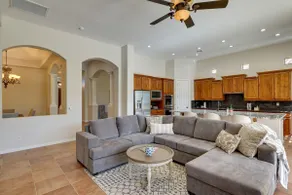 Spacious North Phoenix Oasis w Pool & Patio - Image 4