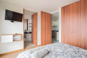 Comfortable, cozy studio apartment in a central location with Wi-Fi and elevator - Image 3