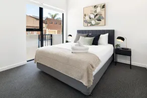 Spacious 1 Bedroom in Port Adelaide - Image 4