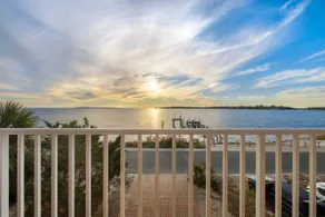 Unbeatable sunset views - Image 2