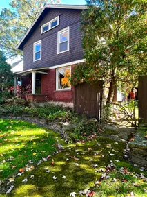 Moss Cottage | Historic home + Easy walk to campus - Image 2
