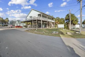 Snapper Cove - Close to Everything w Pool Access! - Image 2