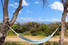 Clifftop Cocoon—Swing into Scenic Sea Views - Image 4