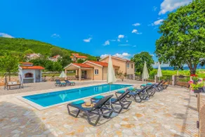 Villa Patria with Media room, Private pool, Summer kitchen, Gym - Image 4