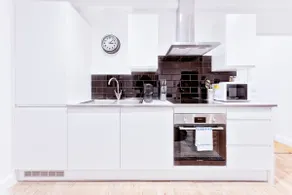 Brand New 1 Bed Apt Burton On Tr - Image 3