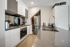 Tranquil Apartment in Green, Well Connected Suburb - Image 3